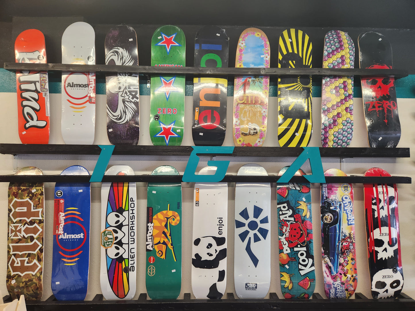 Premium Graphic Decks